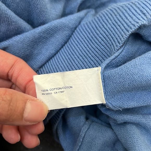 GAP Factory Top - Picture 5 of 7